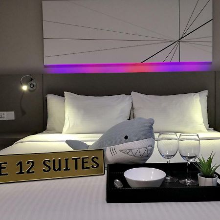 The 12 Suites @ Empire Damansara Petaling Jaya Værelse billede