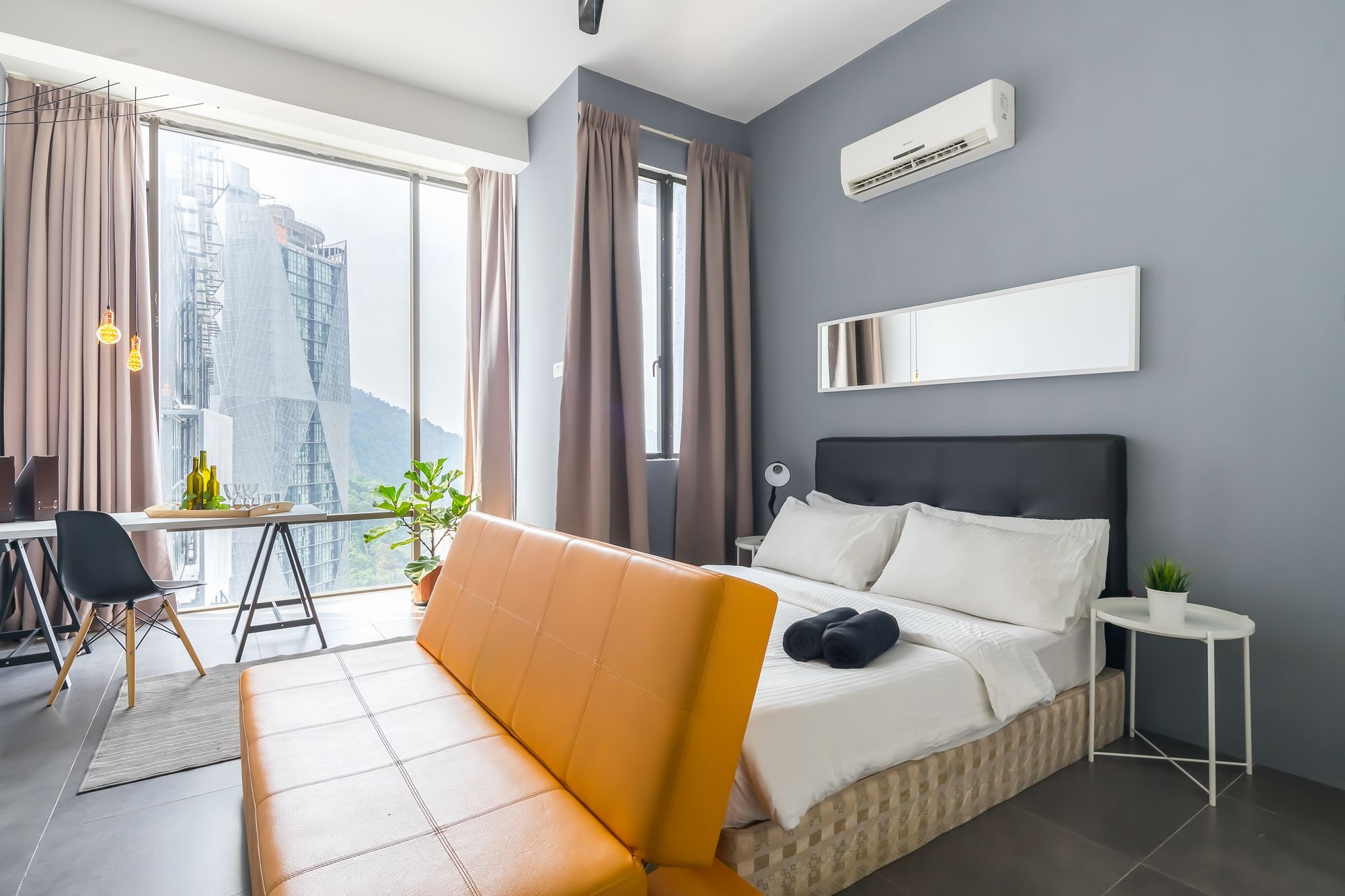 The 12 Suites @ Empire Damansara Petaling Jaya Eksteriør billede